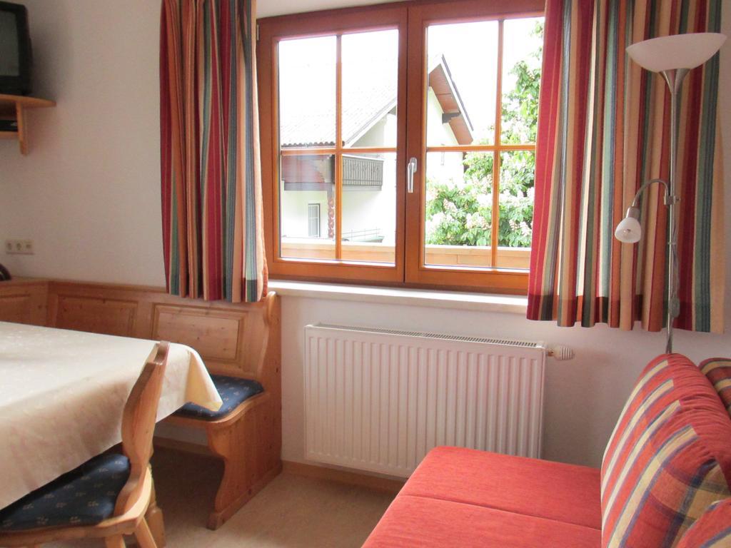 Appartement Zum Roessl Ramsau am Dachstein Rum bild